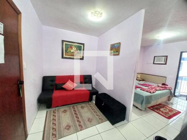 Apartamento aluguel em Região Imediata de Santos, Região Metropolitana da Baixada Santista