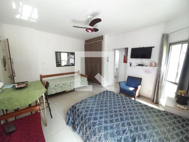 Apartamento aluguel em São Vicente