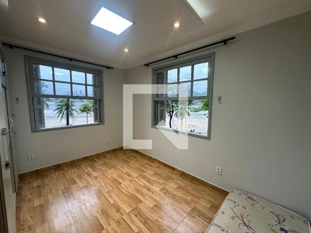Apartamento aluguel em Região Imediata de Santos, Região Metropolitana da Baixada Santista