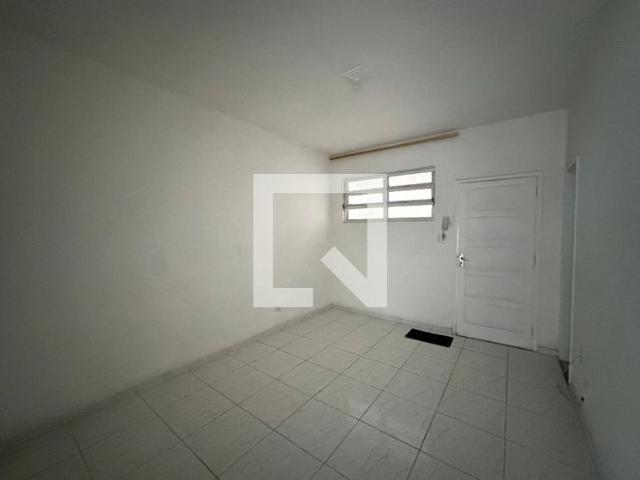 Apartamento aluguel em Região Imediata de Santos, Região Metropolitana da Baixada Santista