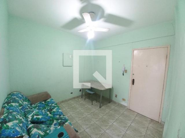 Apartamento aluguel em Região Imediata de Santos, Região Metropolitana da Baixada Santista