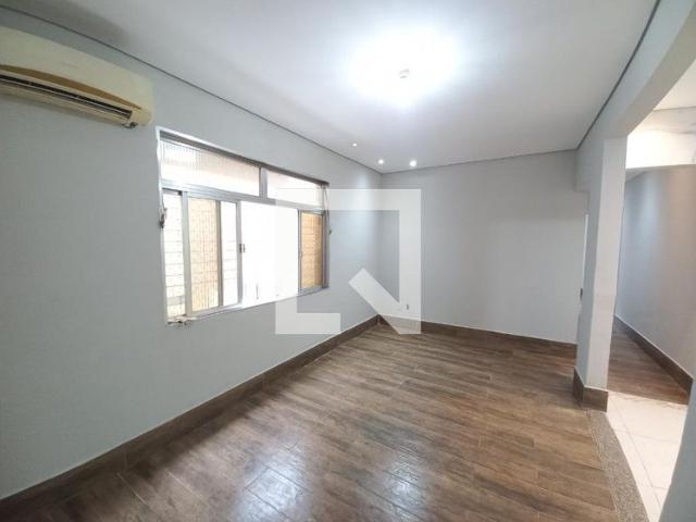 Apartamento aluguel em Região Imediata de Santos, Região Metropolitana da Baixada Santista