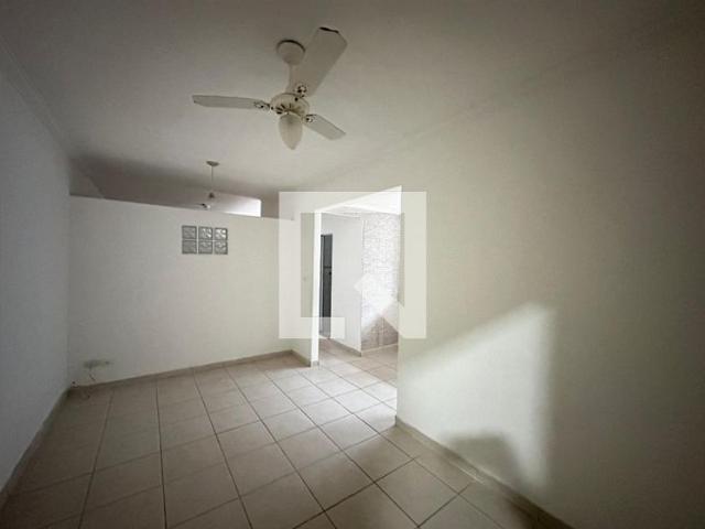 Apartamento aluguel em Região Imediata de Santos, Região Metropolitana da Baixada Santista