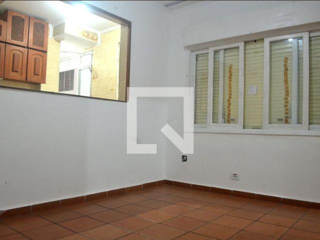 Apartamento aluguel em Região Imediata de Santos, Região Metropolitana da Baixada Santista