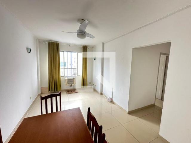 Apartamento aluguel em Região Imediata de Santos, Região Metropolitana da Baixada Santista