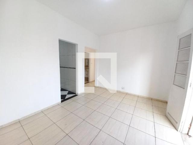 Apartamento aluguel em Região Imediata de Santos, Região Metropolitana da Baixada Santista