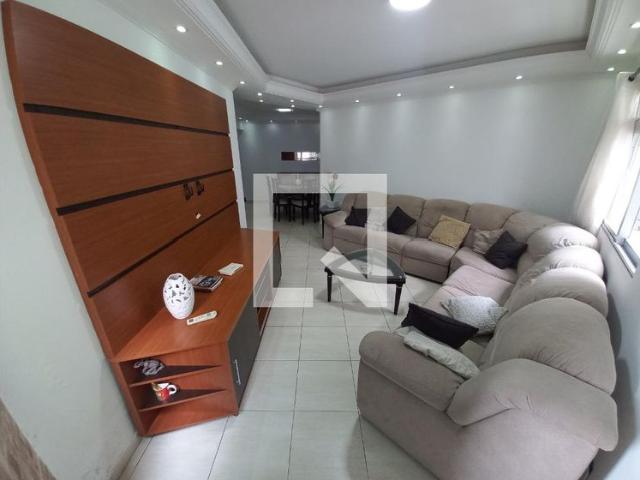 Apartamento aluguel em São Vicente
