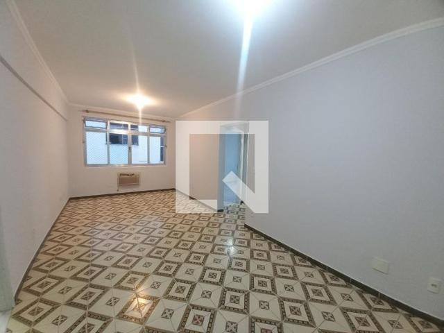 Apartamento aluguel em Região Imediata de Santos, Região Metropolitana da Baixada Santista
