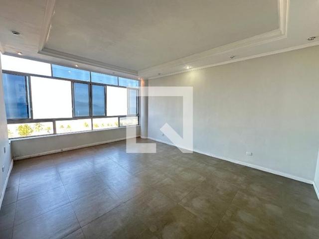 Apartamento aluguel em Região Imediata de Santos, Região Metropolitana da Baixada Santista