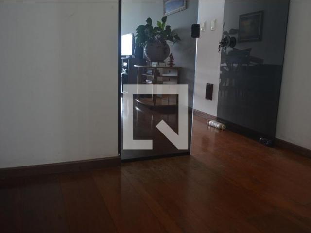 Apartamento aluguel em São Vicente