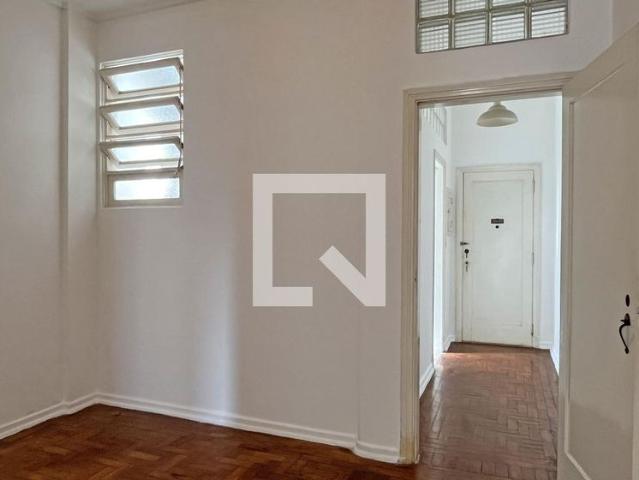 Apartamento aluguel em Região Imediata de Santos, Região Metropolitana da Baixada Santista