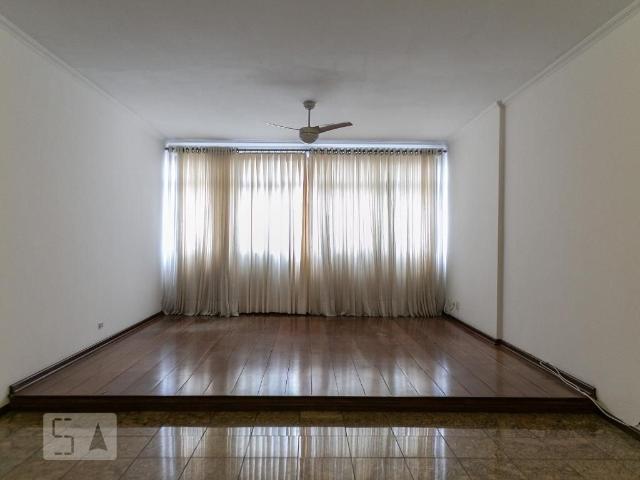 Apartamento aluguel em Região Imediata de Santos, Região Metropolitana da Baixada Santista