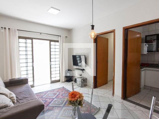Apartamento aluguel em Região Geográfica Imediata de Uberlândia, Oliveira Fortes