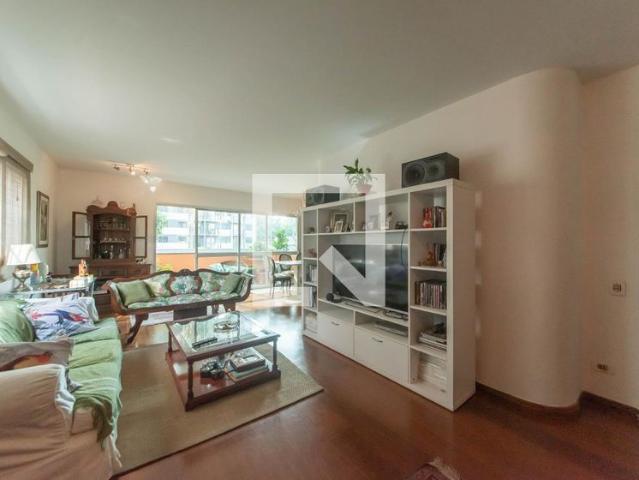 Apartamento aluguel em Região Imediata de São Paulo, Região Metropolitana de São Paulo