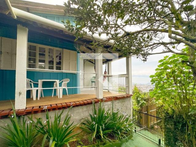 Apartamento aluguel em Região Geográfica Imediata de Florianópolis, Desterro