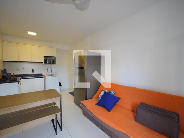 Apartamento aluguel em Cachoeira do Bom Jesus, Florianópolis