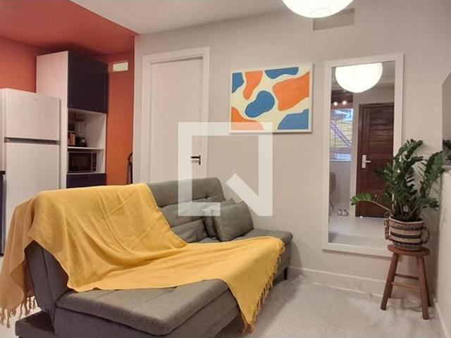 Apartamento aluguel em Região Geográfica Imediata de Florianópolis, Desterro