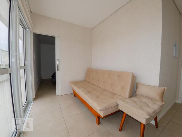 Apartamento aluguel em Região Geográfica Imediata de Florianópolis, Desterro
