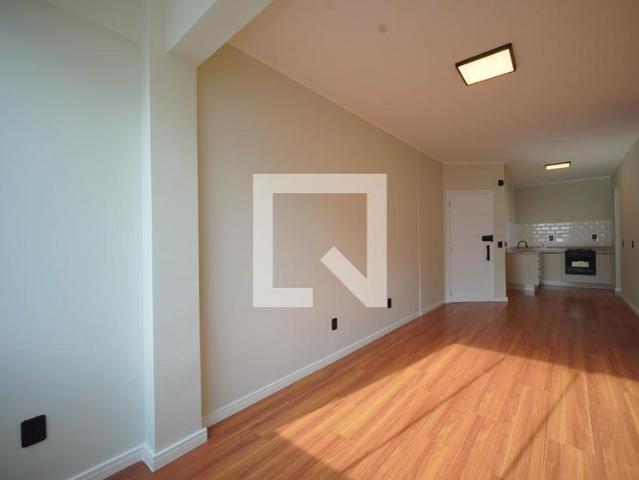 Apartamento aluguel em Região Geográfica Imediata de Florianópolis, São José