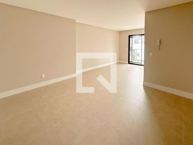 Apartamento aluguel em Região Geográfica Imediata de Florianópolis, São José