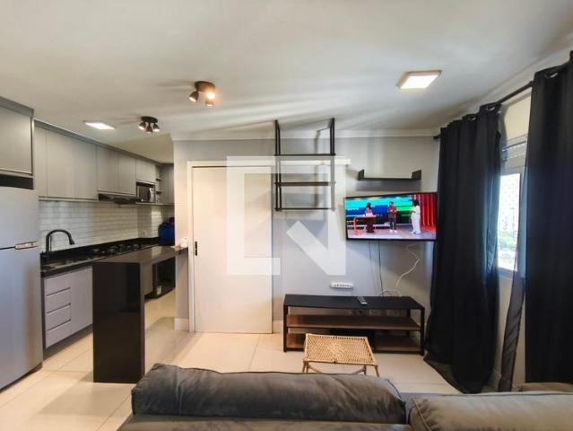 Apartamento aluguel em Jardim Ipaussurama, Campinas