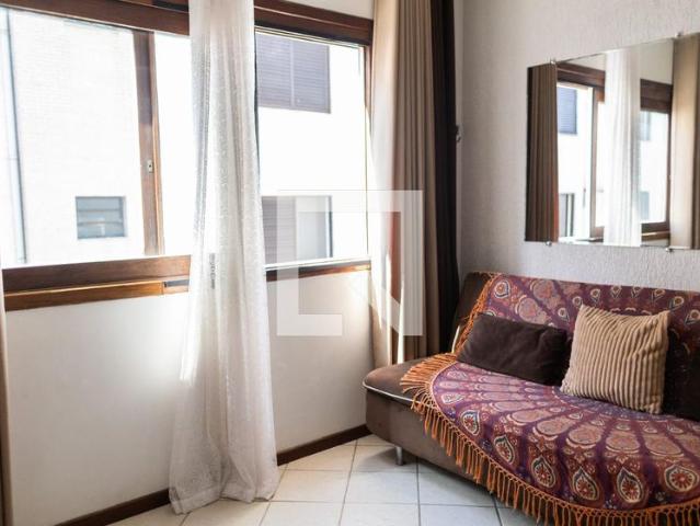 Apartamento aluguel em Região Geográfica Imediata de Florianópolis, Desterro