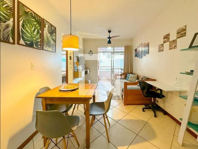 Apartamento aluguel em Região Geográfica Imediata de Florianópolis, Desterro