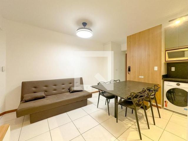Apartamento aluguel em Região Geográfica Imediata de Florianópolis, Desterro