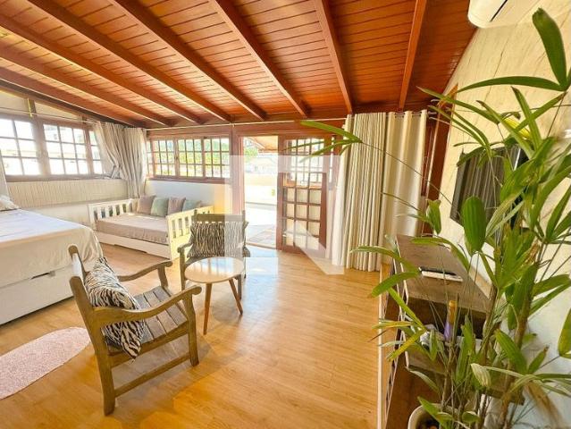 Apartamento aluguel em Região Geográfica Imediata de Florianópolis, Desterro