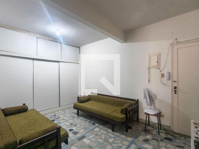 Apartamento aluguel em Região Imediata de Santos, Região Metropolitana da Baixada Santista