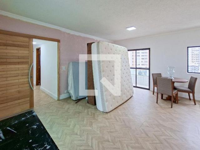 Apartamento aluguel em Região Imediata de Santos, Região Metropolitana da Baixada Santista