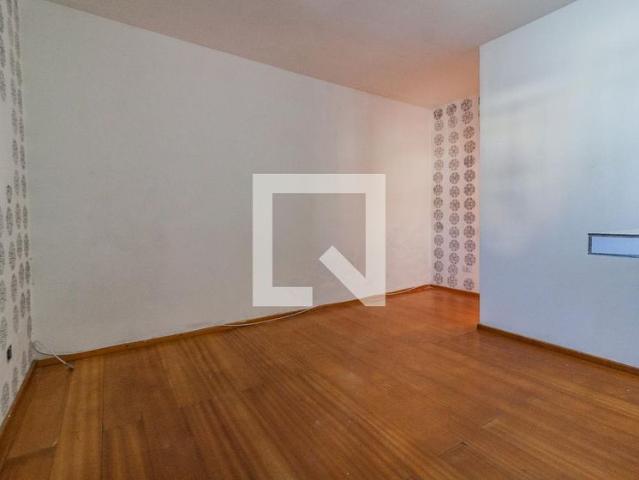 Apartamento aluguel em Região Geográfica Imediata de Florianópolis, Desterro