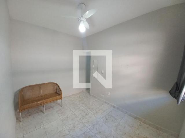 Apartamento aluguel em Região Imediata de Santos, Região Metropolitana da Baixada Santista