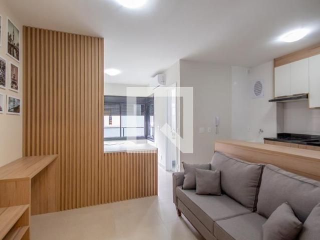 Apartamento aluguel em Região Imediata de São Paulo, Região Metropolitana de São Paulo