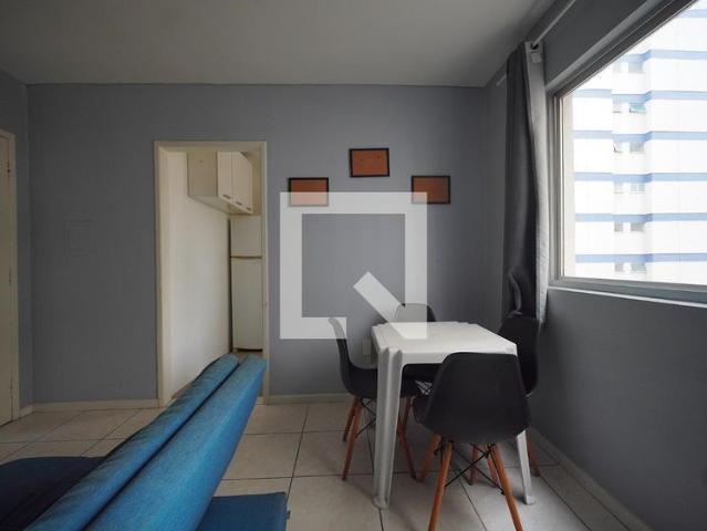 Apartamento aluguel em Região Geográfica Imediata de Florianópolis, Desterro