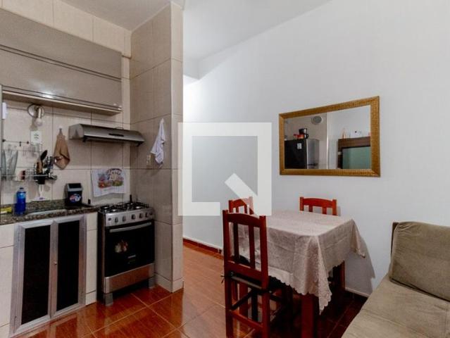 Apartamento aluguel em Bairro de Fátima, Rio de Janeiro