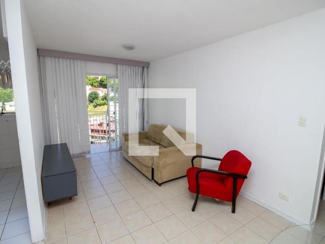 Apartamento aluguel em Bairro de Fátima, Rio de Janeiro
