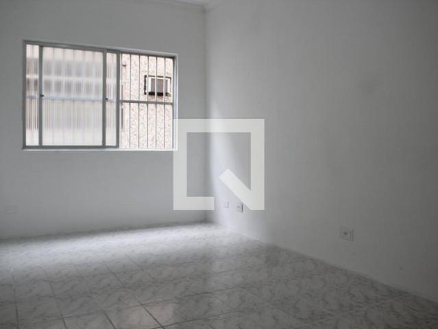Apartamento aluguel em Região Imediata de Santos, Região Metropolitana da Baixada Santista