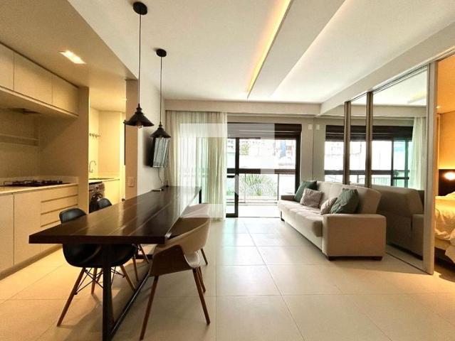 Apartamento aluguel em Região Geográfica Imediata de Florianópolis, Desterro