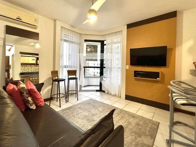 Apartamento aluguel em Região Geográfica Imediata de Florianópolis, Desterro