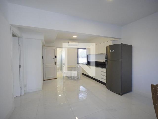 Apartamento aluguel em Região Geográfica Imediata de Florianópolis, Desterro
