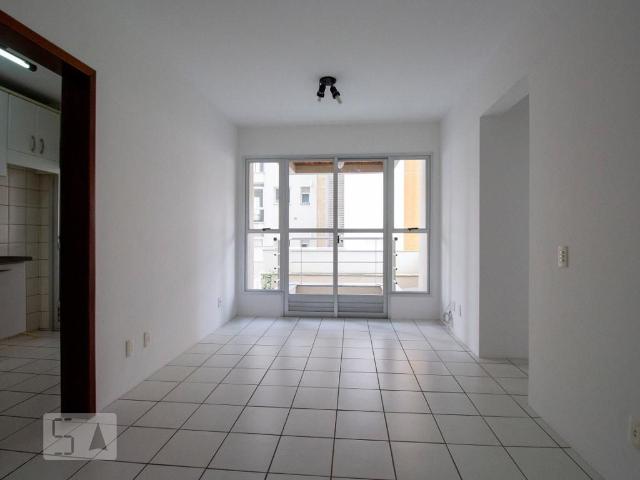 Apartamento aluguel em Região Geográfica Imediata de Florianópolis, Desterro