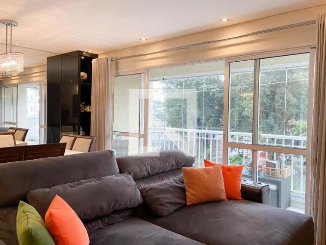 Apartamento aluguel em Região Imediata de São Paulo, Região Metropolitana de São Paulo