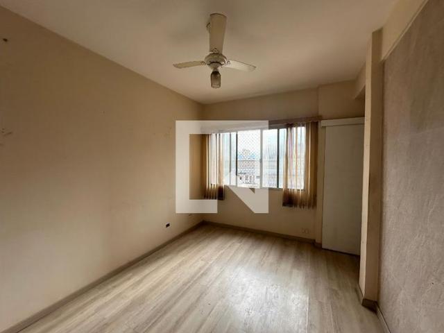 Apartamento aluguel em Região Imediata de Santos, Região Metropolitana da Baixada Santista