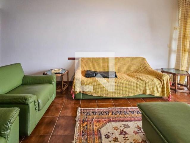 Apartamento aluguel em Região Imediata de Santos, Região Metropolitana da Baixada Santista