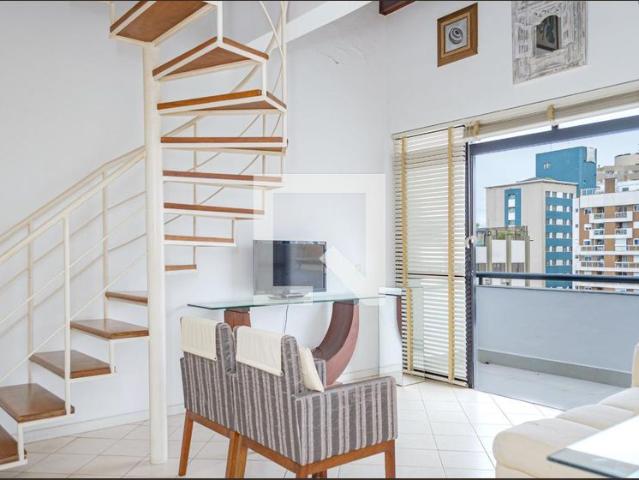 Apartamento aluguel em Região Geográfica Imediata de Florianópolis, Desterro