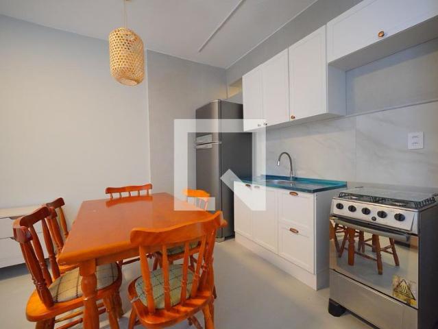 Apartamento aluguel em Região Geográfica Imediata de Florianópolis, Desterro