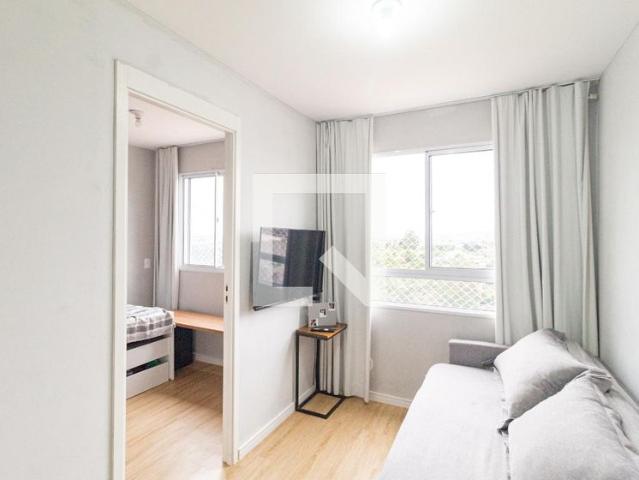 Apartamento aluguel em Vila Dirce, Carapicuíba