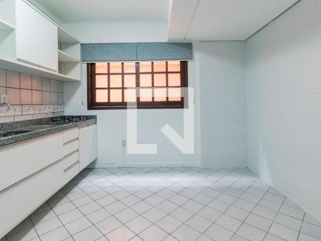 Apartamento aluguel em Região Geográfica Imediata de Porto Alegre, Região Metropolitana de Porto Alegre