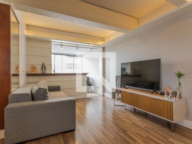 Apartamento aluguel em Vila Jardim, Porto Alegre